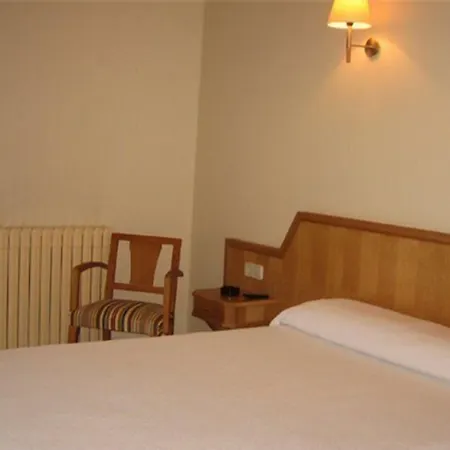 Chané Hotel 2*