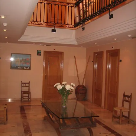 Chané Hotel 2*
